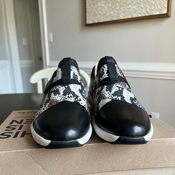 NWT Unstructured by Clarks Women’s Un Rio Strap Suede Shoes Black Snake 8.5 - Picture 9 of 15